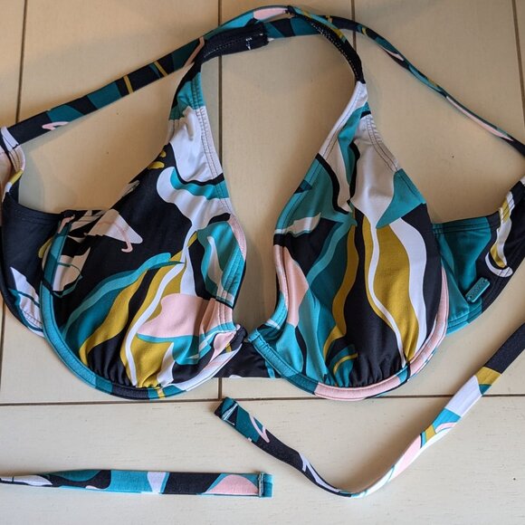Floral Crossback Bikini Top - Picture 1 of 4